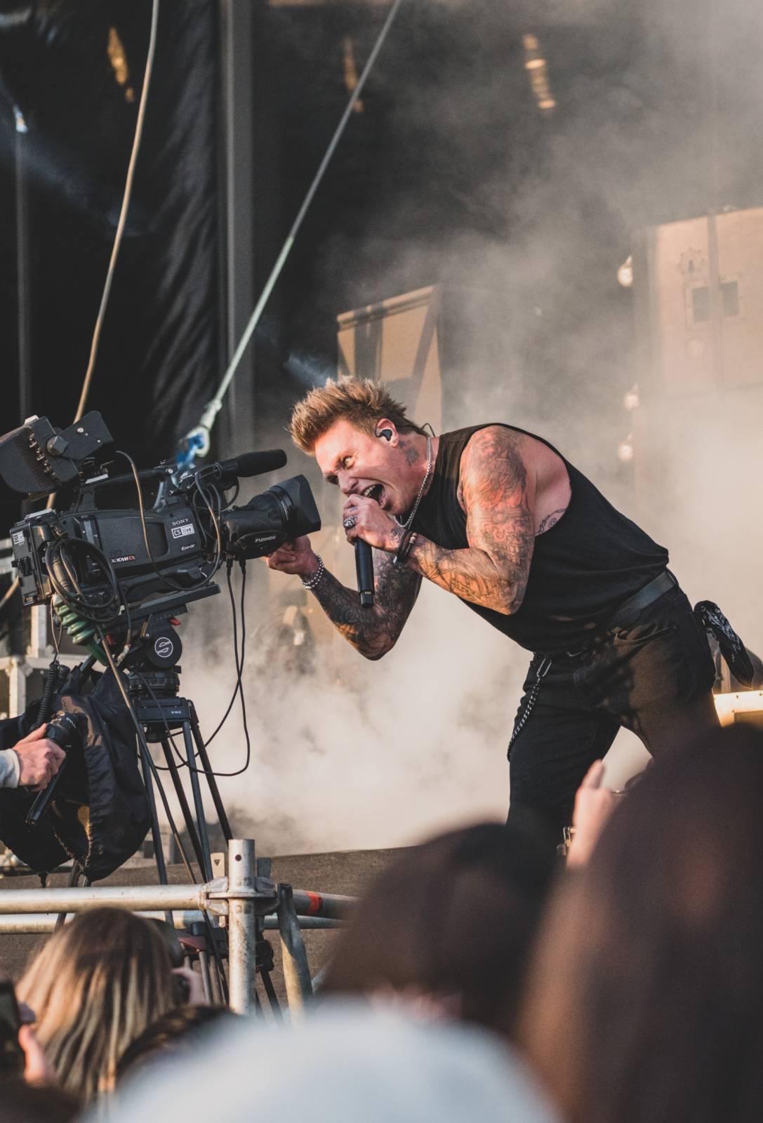 Třetí den Rock for People měl dva headlinery. Po The 1975 se do této role pasovali i Papa Roach