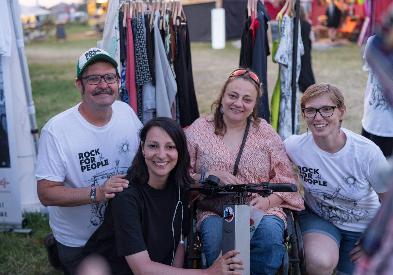 Třetí den Rock for People měl dva headlinery. Po The 1975 se do této role pasovali i Papa Roach