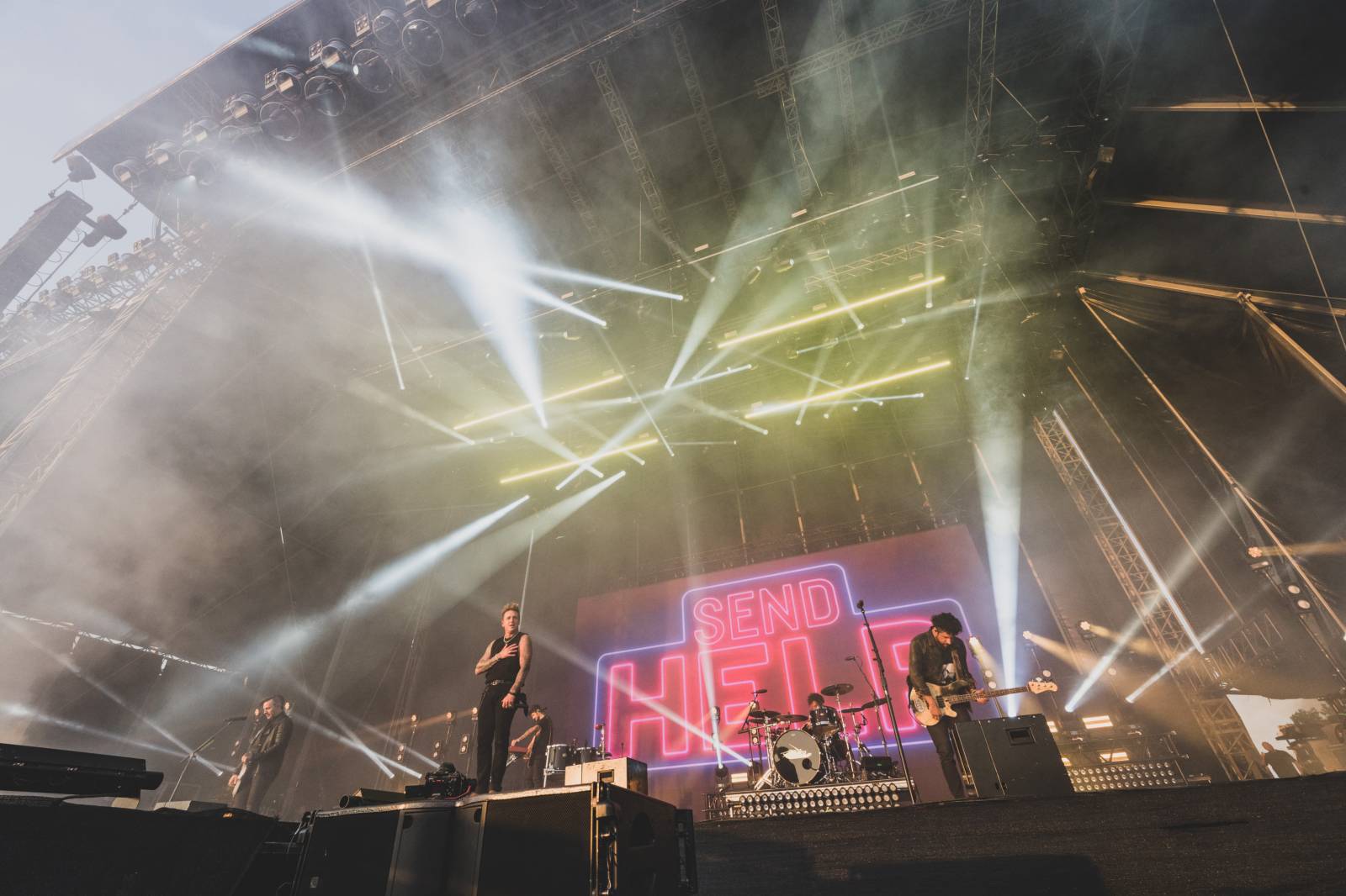 Třetí den Rock for People měl dva headlinery. Po The 1975 se do této role pasovali i Papa Roach