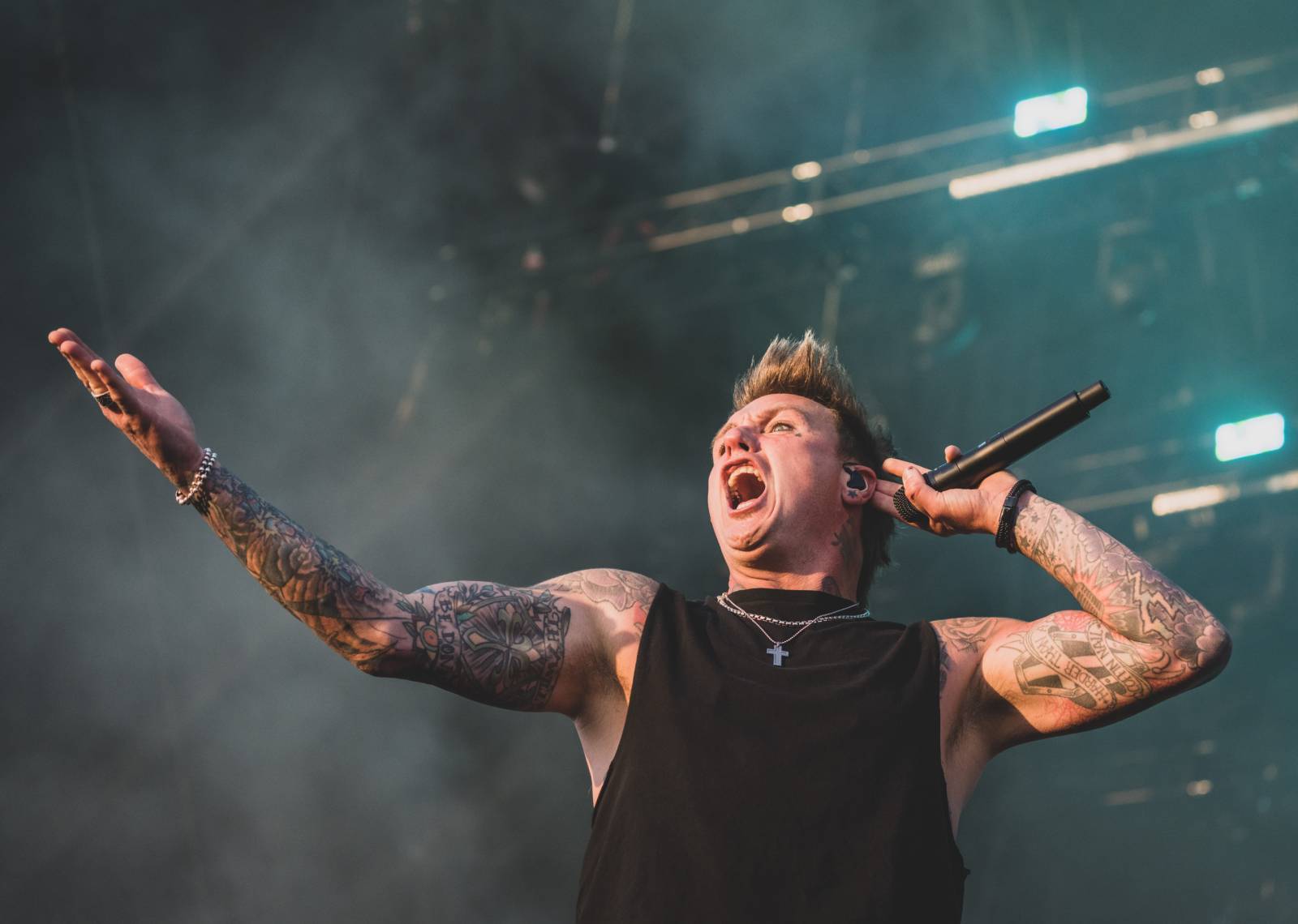 Třetí den Rock for People měl dva headlinery. Po The 1975 se do této role pasovali i Papa Roach