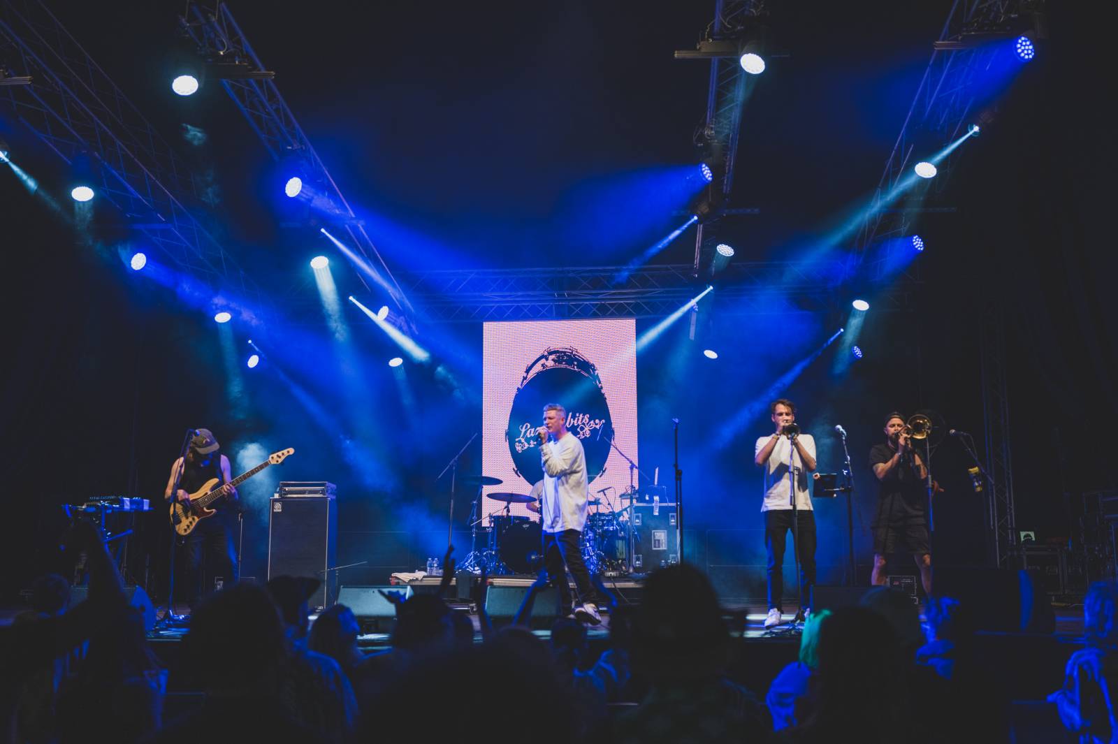 Třetí den Rock for People měl dva headlinery. Po The 1975 se do této role pasovali i Papa Roach