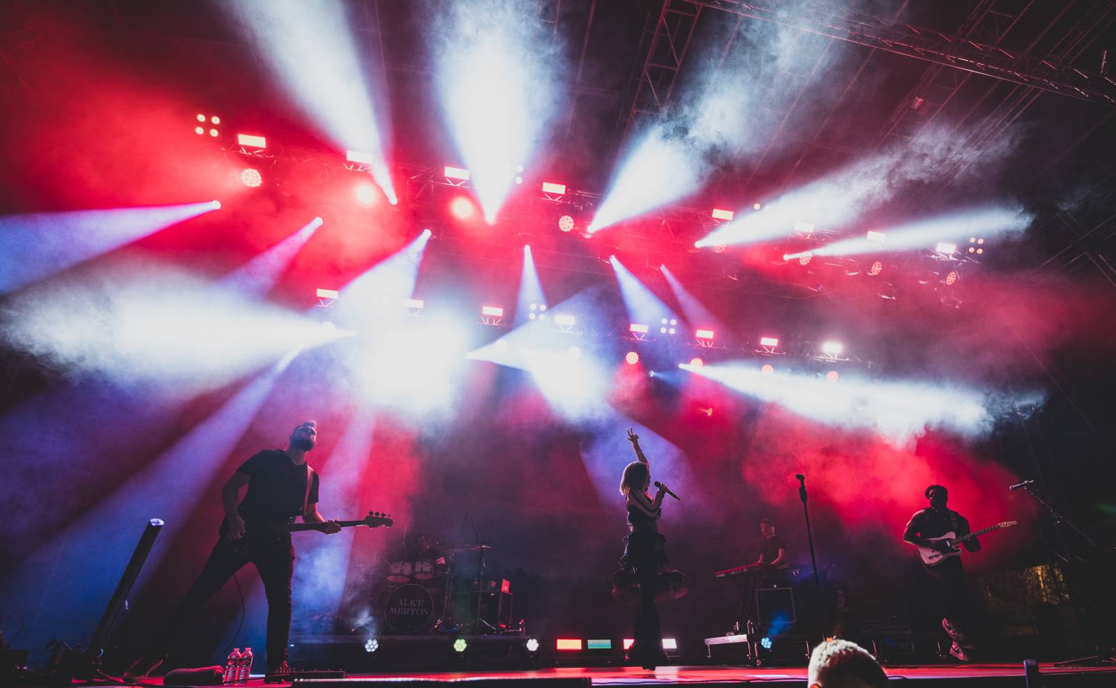 Třetí den Rock for People měl dva headlinery. Po The 1975 se do této role pasovali i Papa Roach