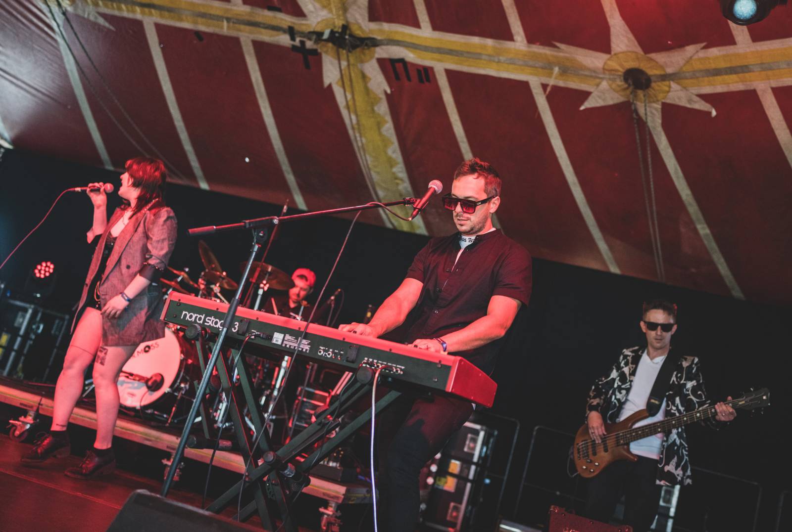 Třetí den Rock for People měl dva headlinery. Po The 1975 se do této role pasovali i Papa Roach