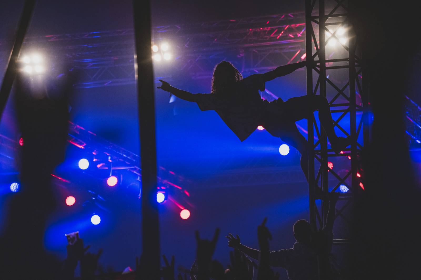 Třetí den Rock for People měl dva headlinery. Po The 1975 se do této role pasovali i Papa Roach