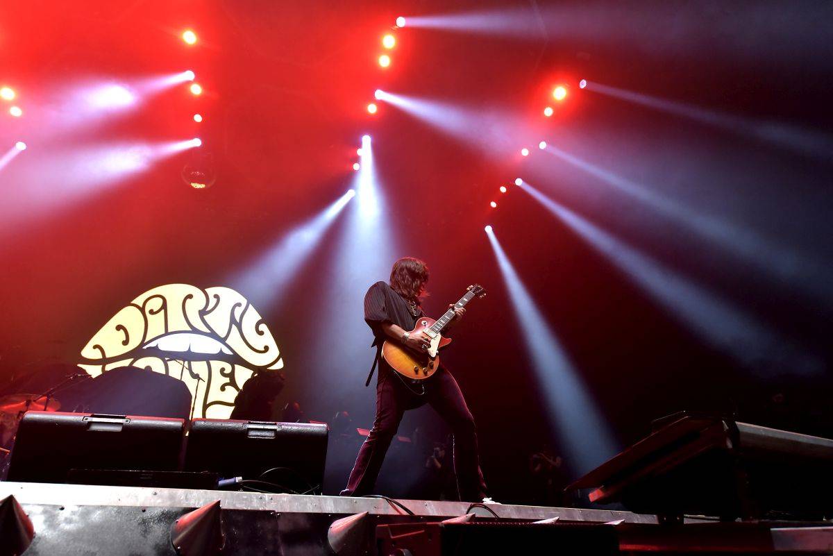 Kiss se v pražské O2 areně velkolepě loučili s českými fanoušky