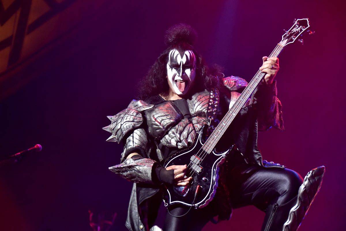 Kiss se v pražské O2 areně velkolepě loučili s českými fanoušky