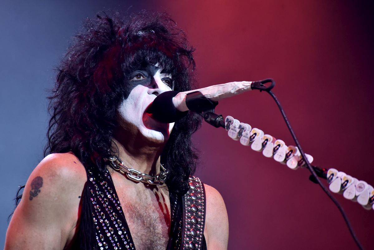 Kiss se v pražské O2 areně velkolepě loučili s českými fanoušky