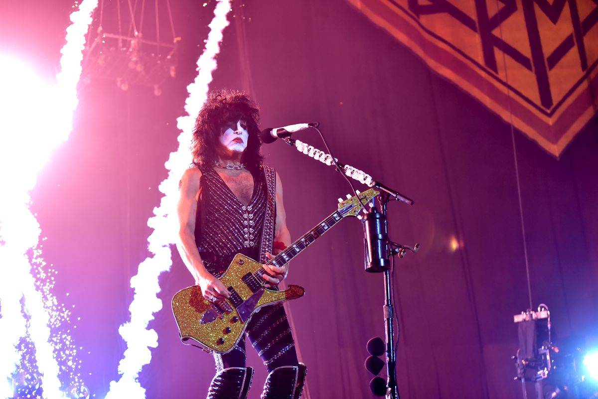 Kiss se v pražské O2 areně velkolepě loučili s českými fanoušky