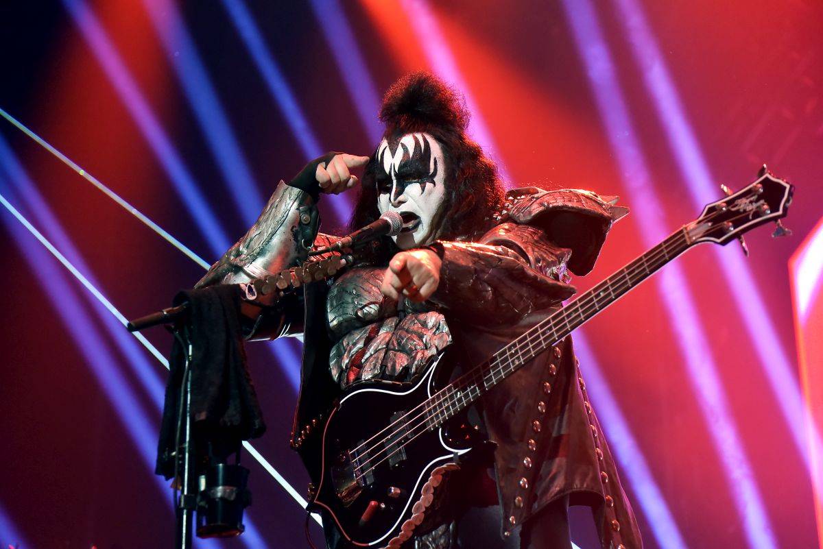 Kiss se v pražské O2 areně velkolepě loučili s českými fanoušky