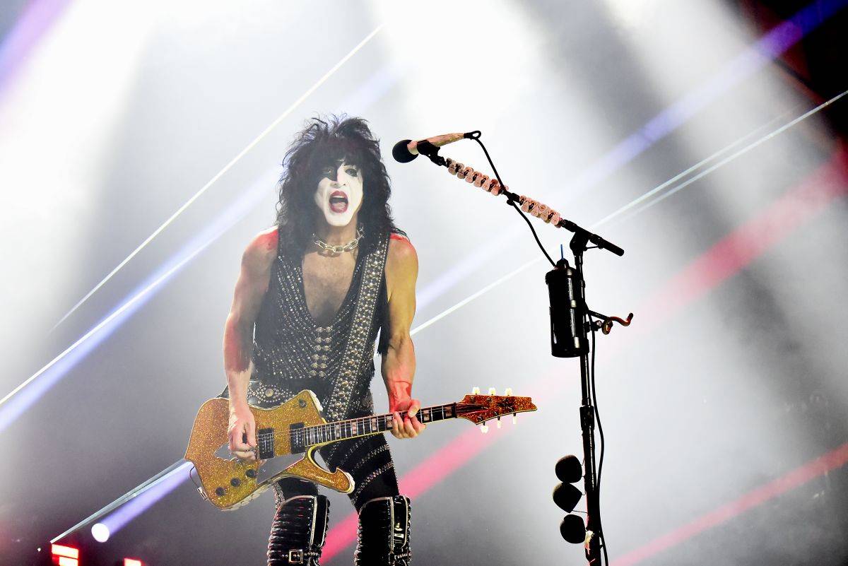 Kiss se v pražské O2 areně velkolepě loučili s českými fanoušky