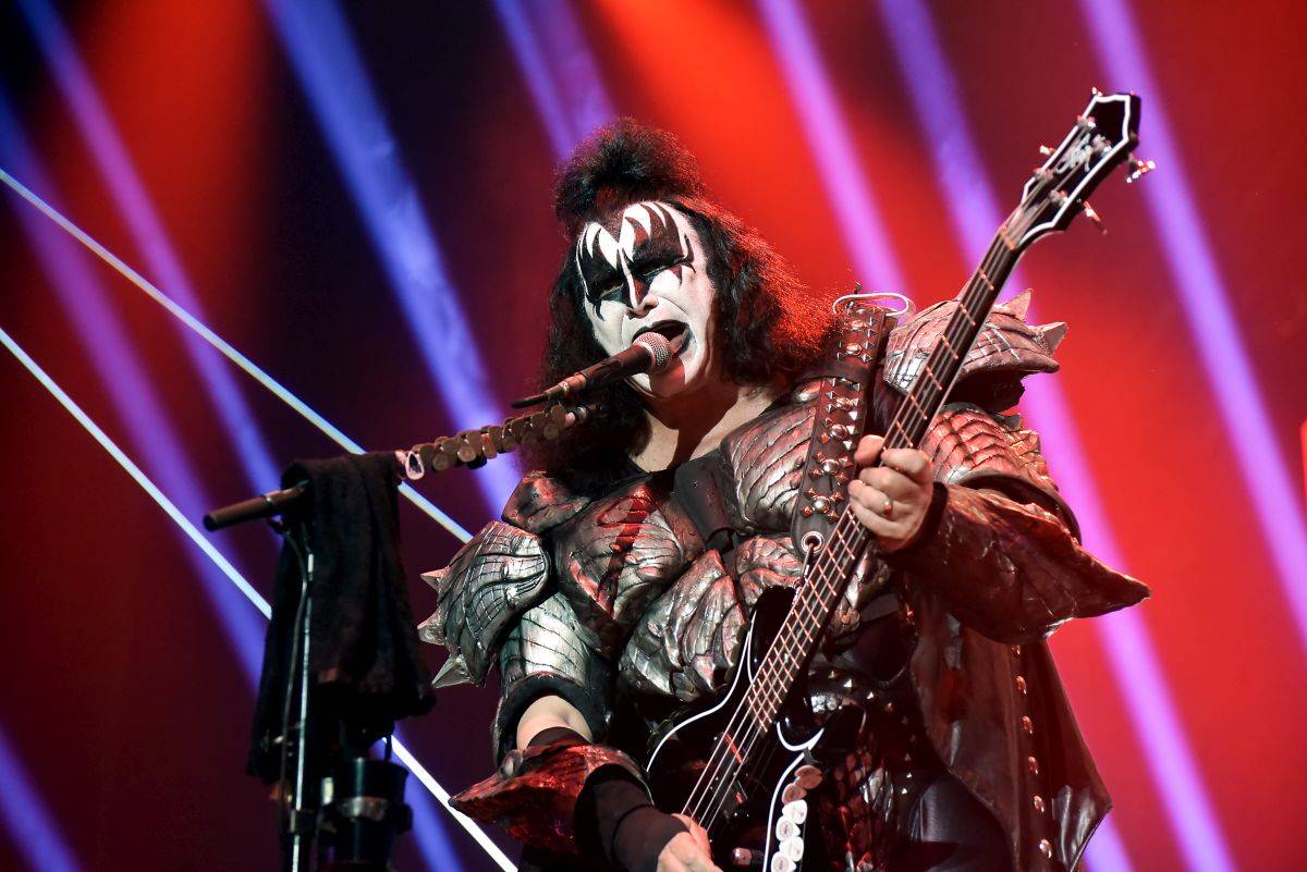 Kiss se v pražské O2 areně velkolepě loučili s českými fanoušky