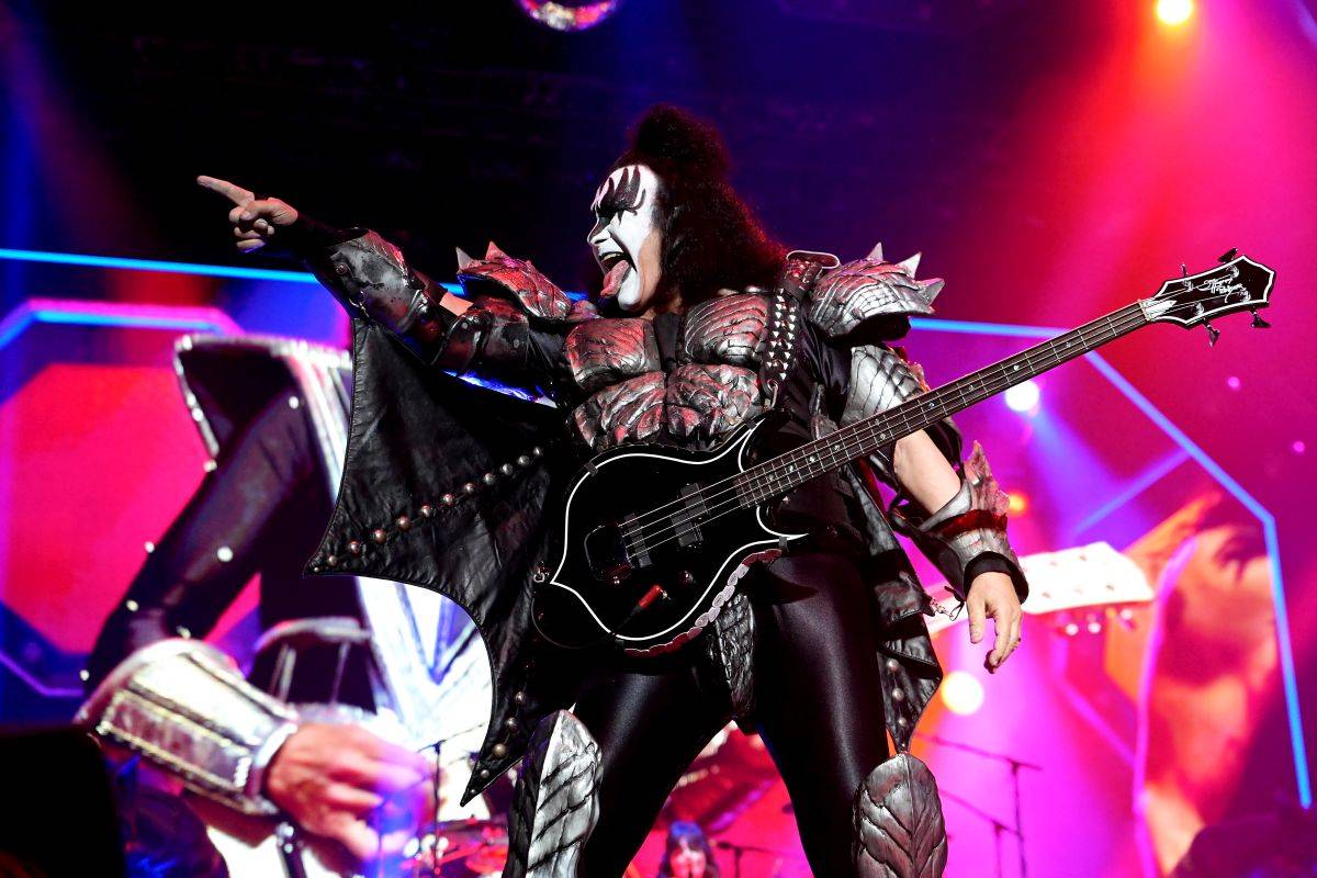 Kiss se v pražské O2 areně velkolepě loučili s českými fanoušky
