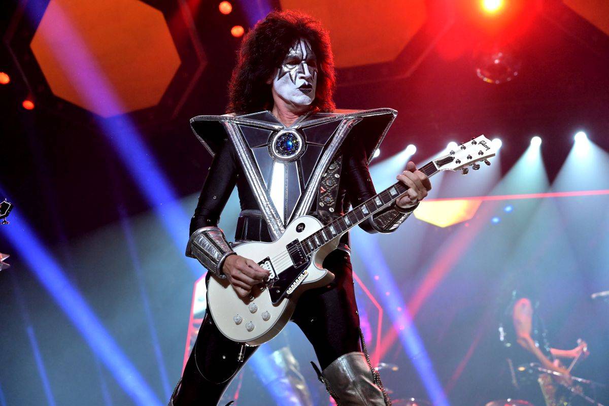 Kiss se v pražské O2 areně velkolepě loučili s českými fanoušky