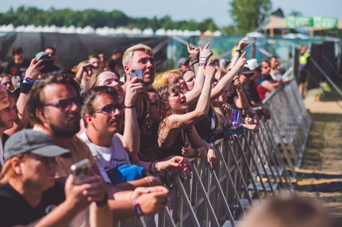 Čtvrtý den na Rock for People vystoupili Ben Cristovao i Tata Bojs