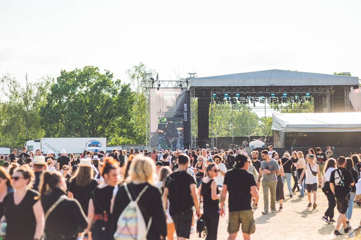 Čtvrtý den na Rock for People vystoupili Ben Cristovao i Tata Bojs