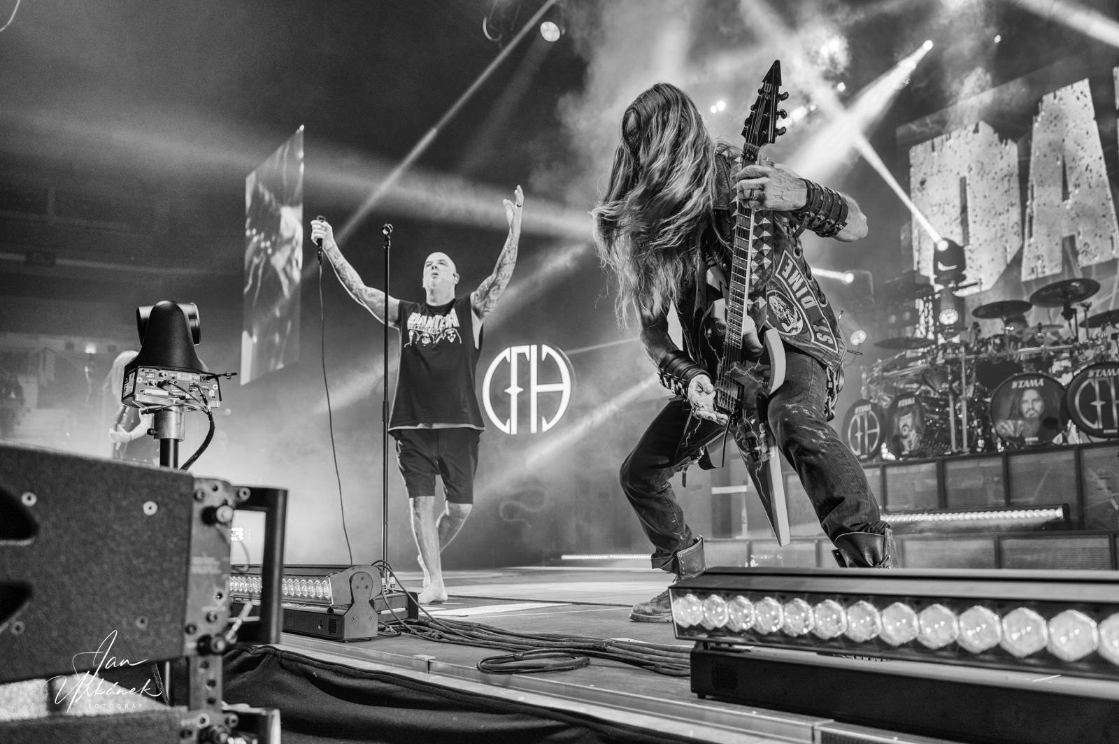 Metaloví nadšenci zamířili do O2 areny. Pantera předvedla strhující show