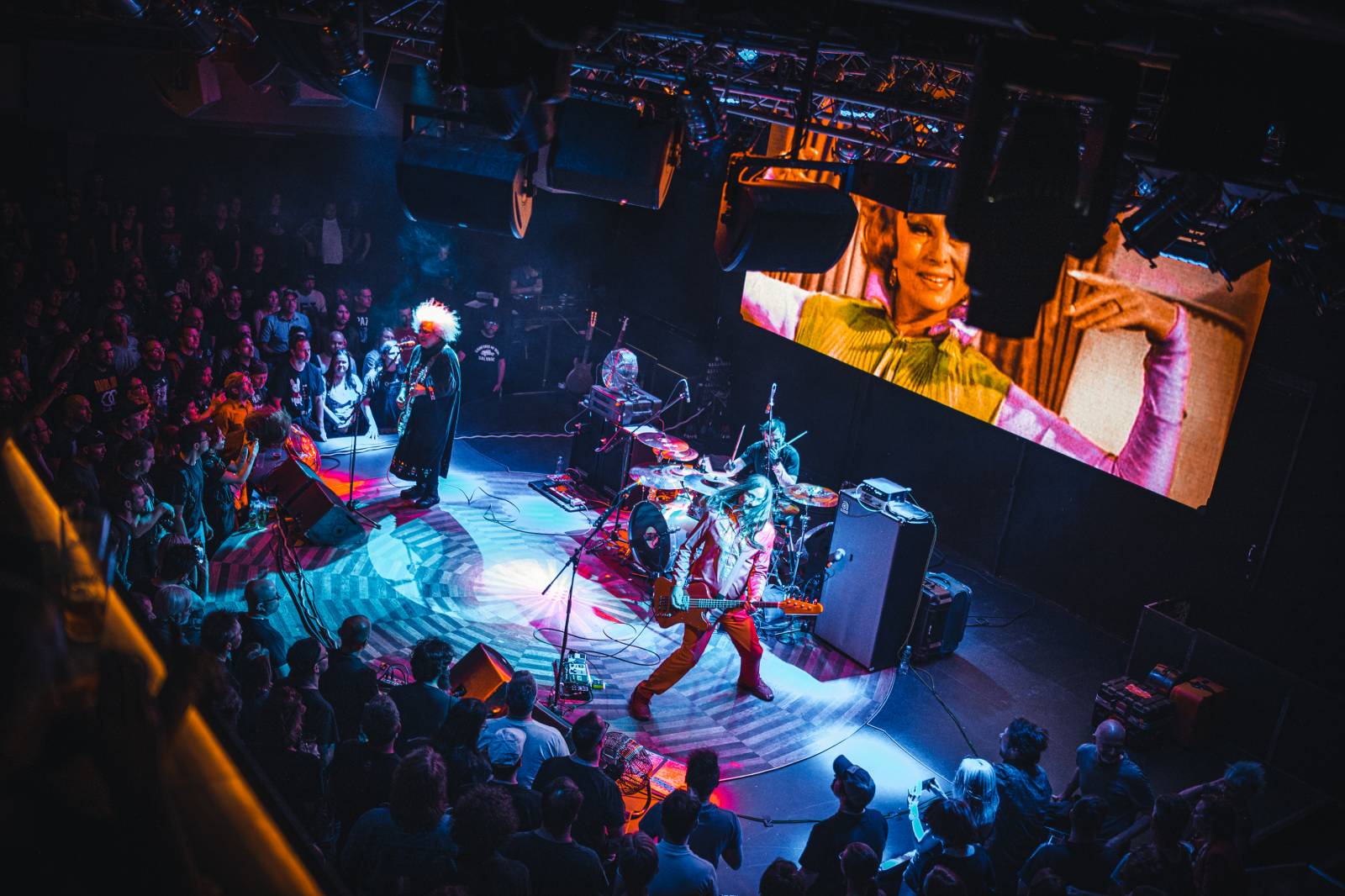 Ovlivnili grunge včetně Nirvany a Soundgarden. Nyní Melvins zavítali do Prahy