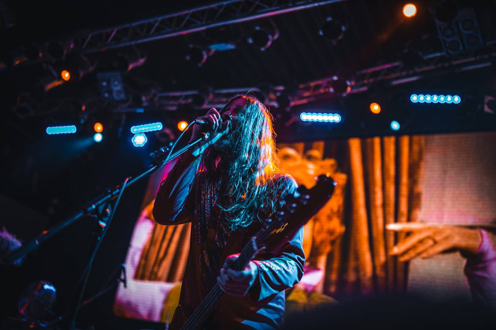 Ovlivnili grunge včetně Nirvany a Soundgarden. Nyní Melvins zavítali do Prahy