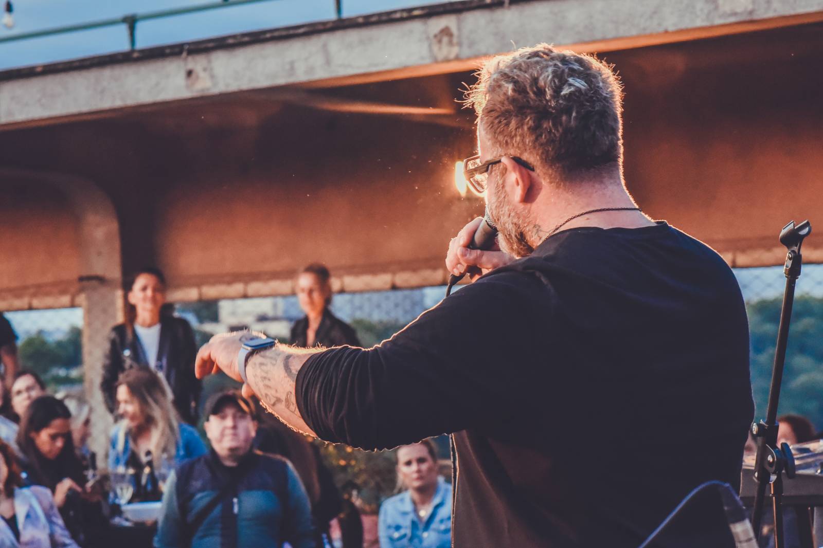 Eddie Stoilow nezahnal na Střeše Radost ani déšť