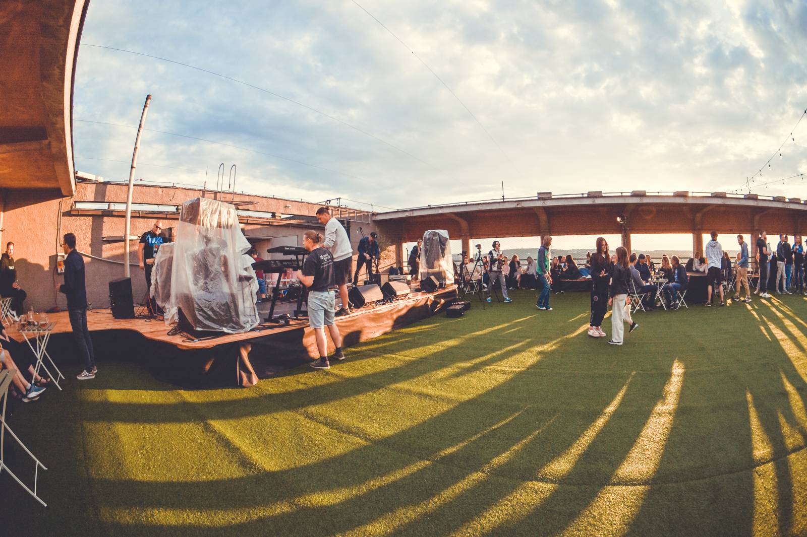 Eddie Stoilow nezahnal na Střeše Radost ani déšť