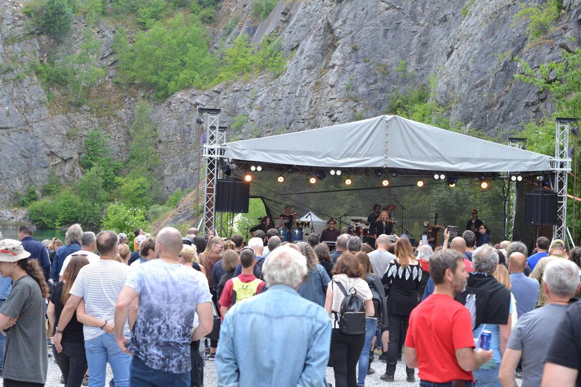 Velkou Amerikou zněly písně Kamila Střihavky, předskakoval mu Pan Lynx