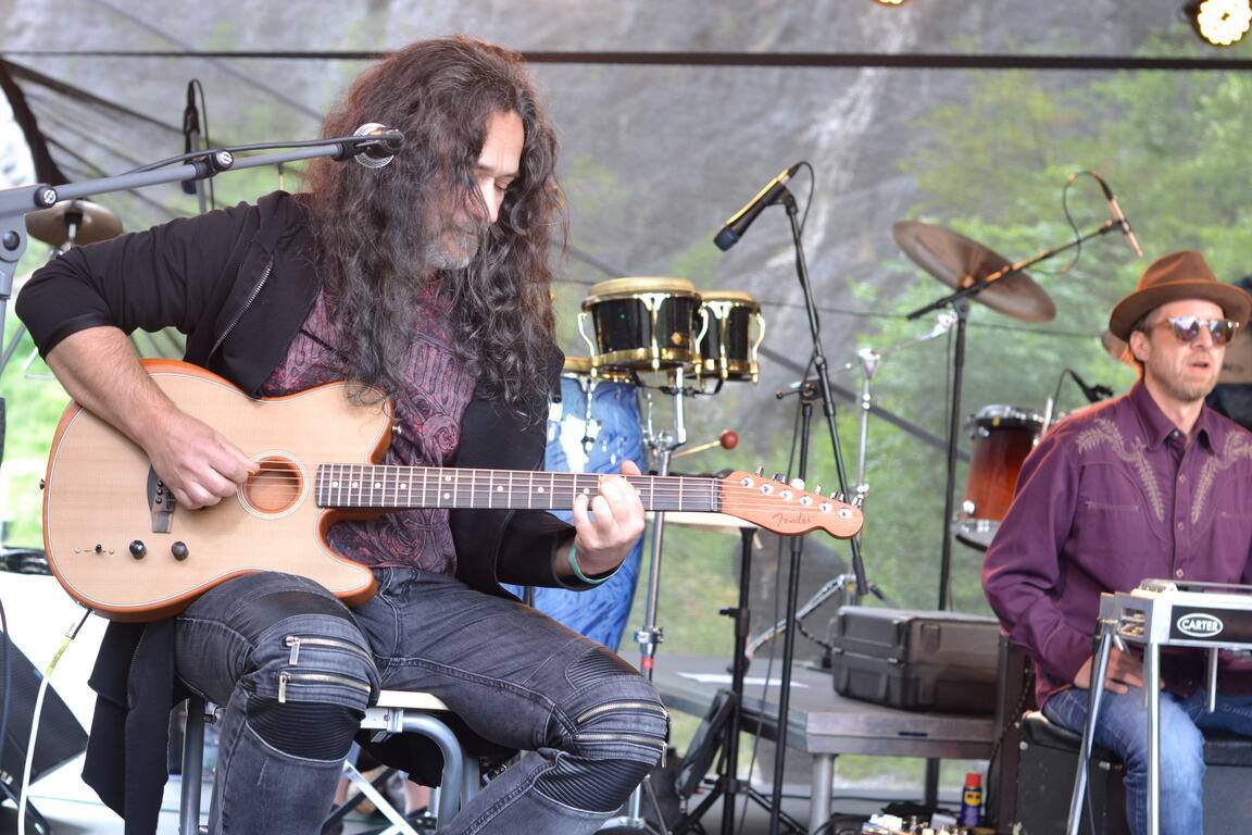 Velkou Amerikou zněly písně Kamila Střihavky, předskakoval mu Pan Lynx