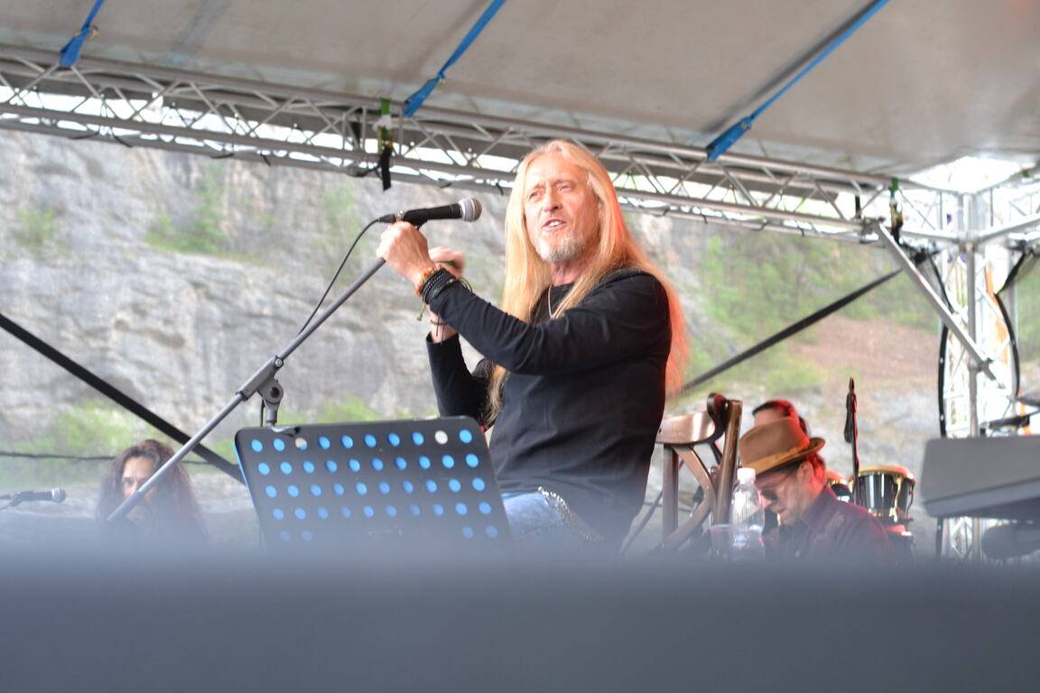 Velkou Amerikou zněly písně Kamila Střihavky, předskakoval mu Pan Lynx