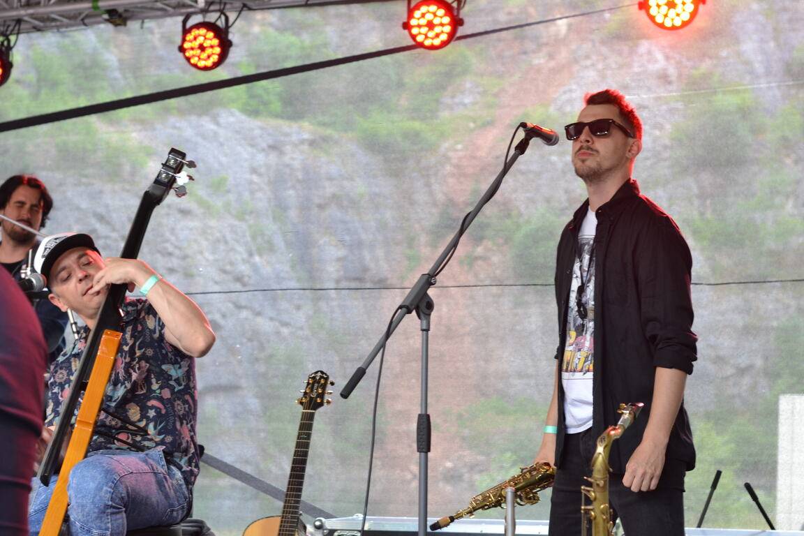 Velkou Amerikou zněly písně Kamila Střihavky, předskakoval mu Pan Lynx