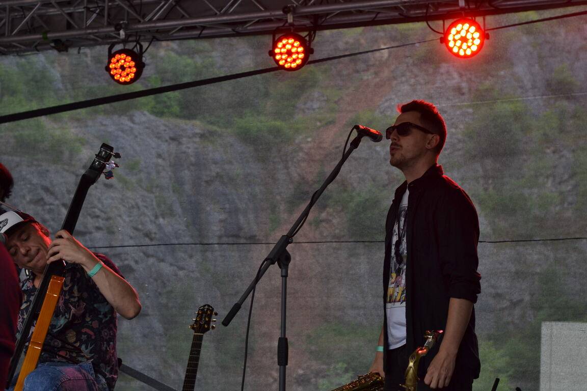 Velkou Amerikou zněly písně Kamila Střihavky, předskakoval mu Pan Lynx