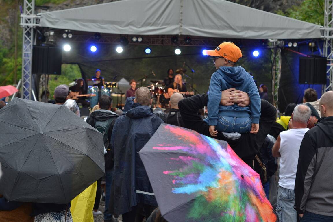 Velkou Amerikou zněly písně Kamila Střihavky, předskakoval mu Pan Lynx