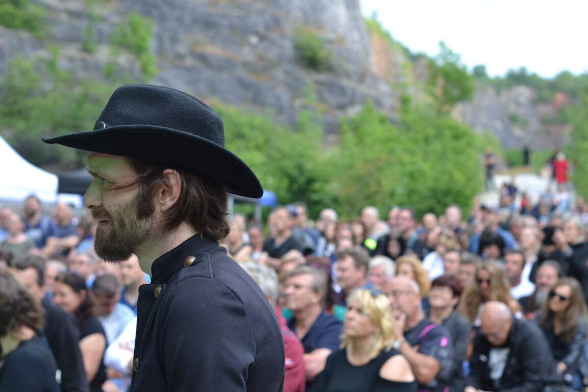 Velkou Amerikou zněly písně Kamila Střihavky, předskakoval mu Pan Lynx