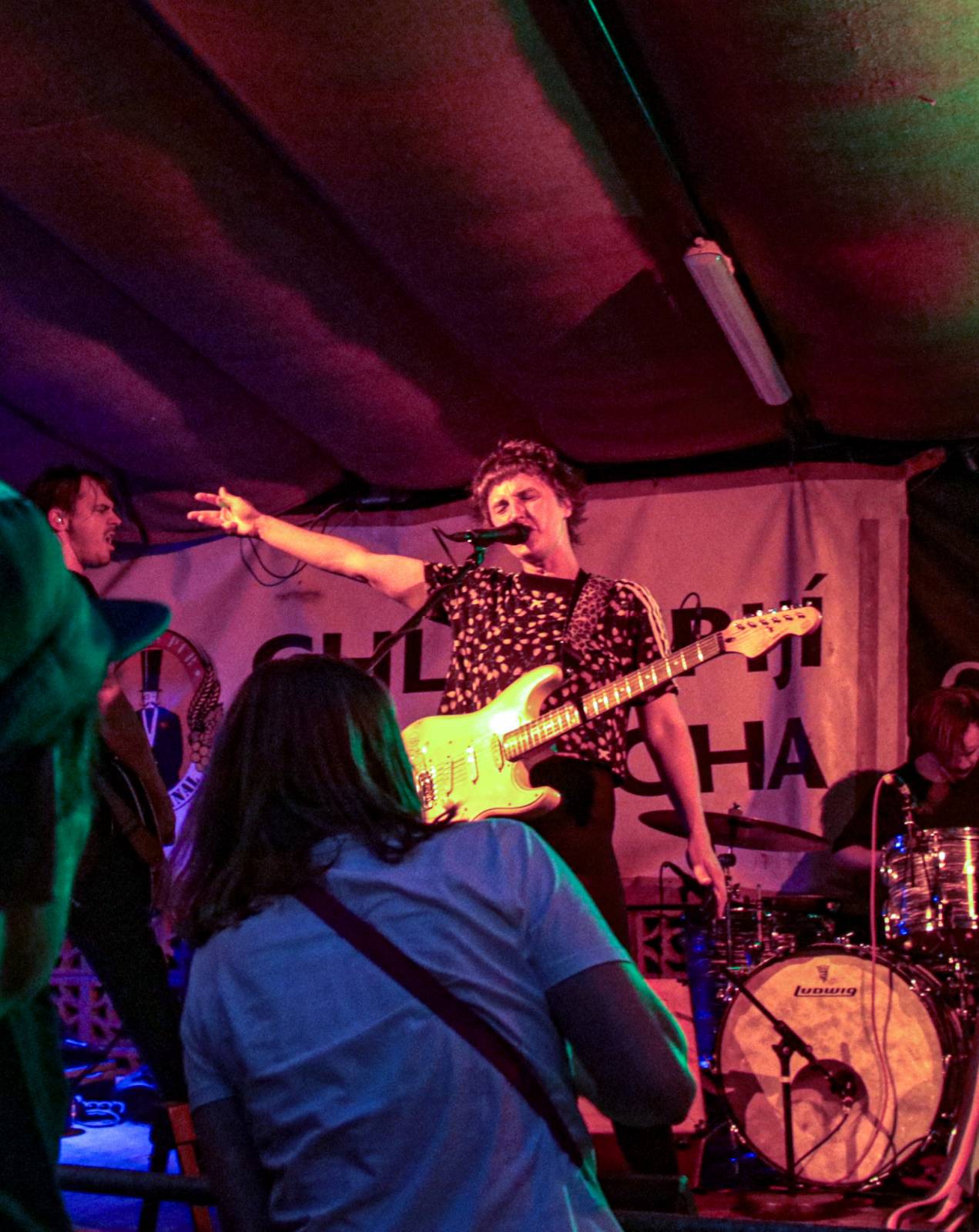 Mucha rozdováděla Plzeň svou drzou, energickou show