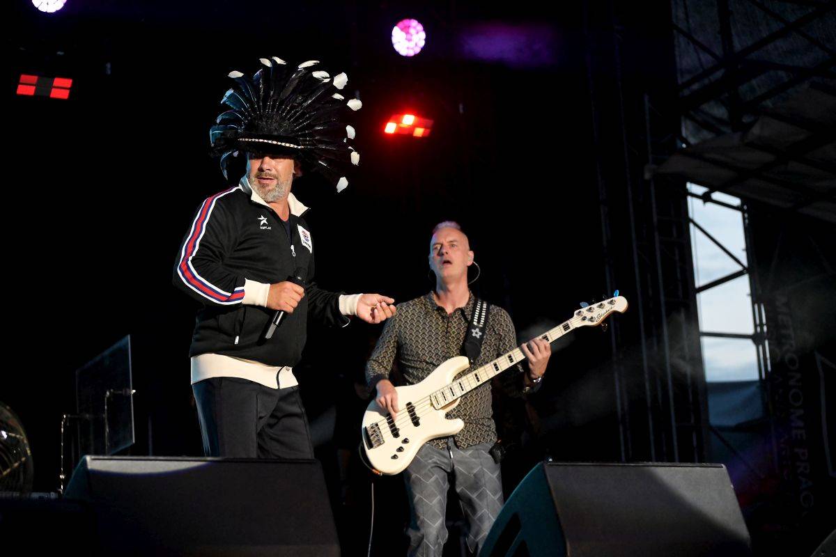 Hvězdou čtvrtečního Metronomu byli Jamiroquai. Jedinečnou show přivezli Midi Lidi s Davidem Žbirkou