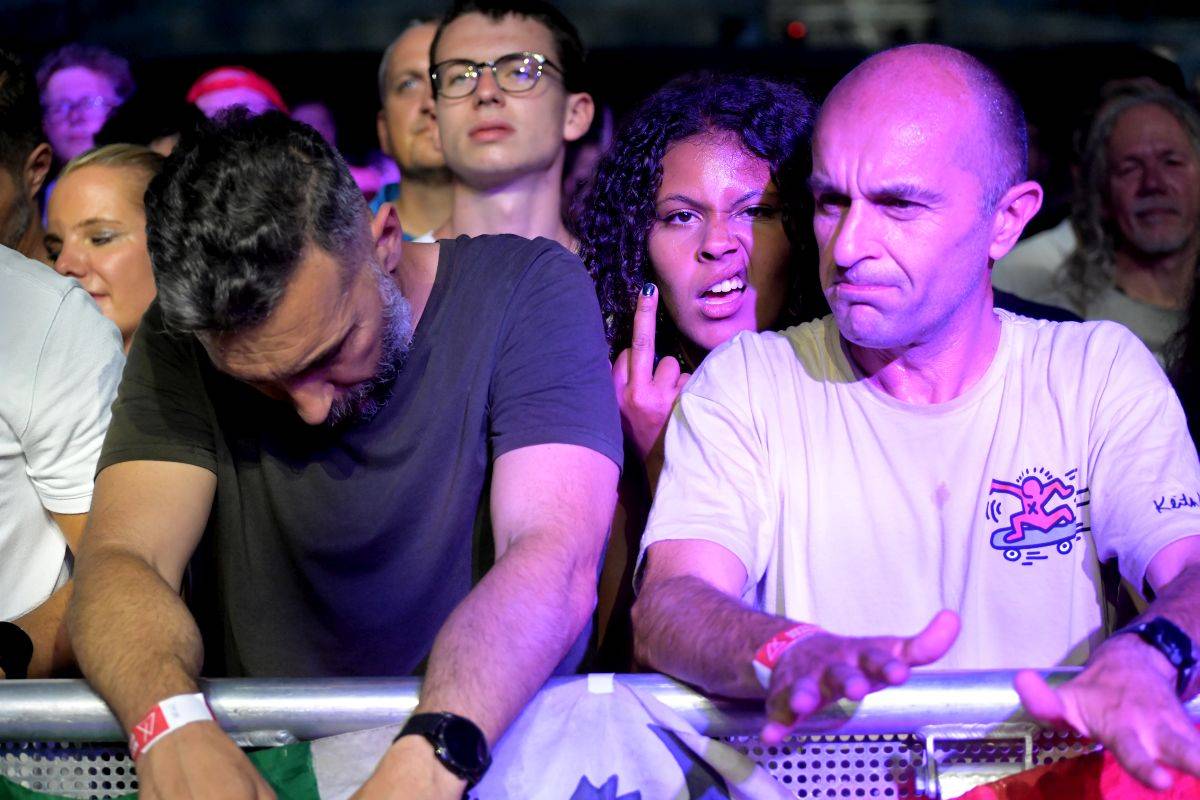 Hvězdou čtvrtečního Metronomu byli Jamiroquai. Jedinečnou show přivezli Midi Lidi s Davidem Žbirkou