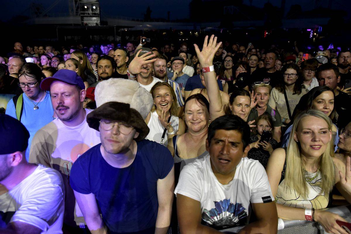 Hvězdou čtvrtečního Metronomu byli Jamiroquai. Jedinečnou show přivezli Midi Lidi s Davidem Žbirkou