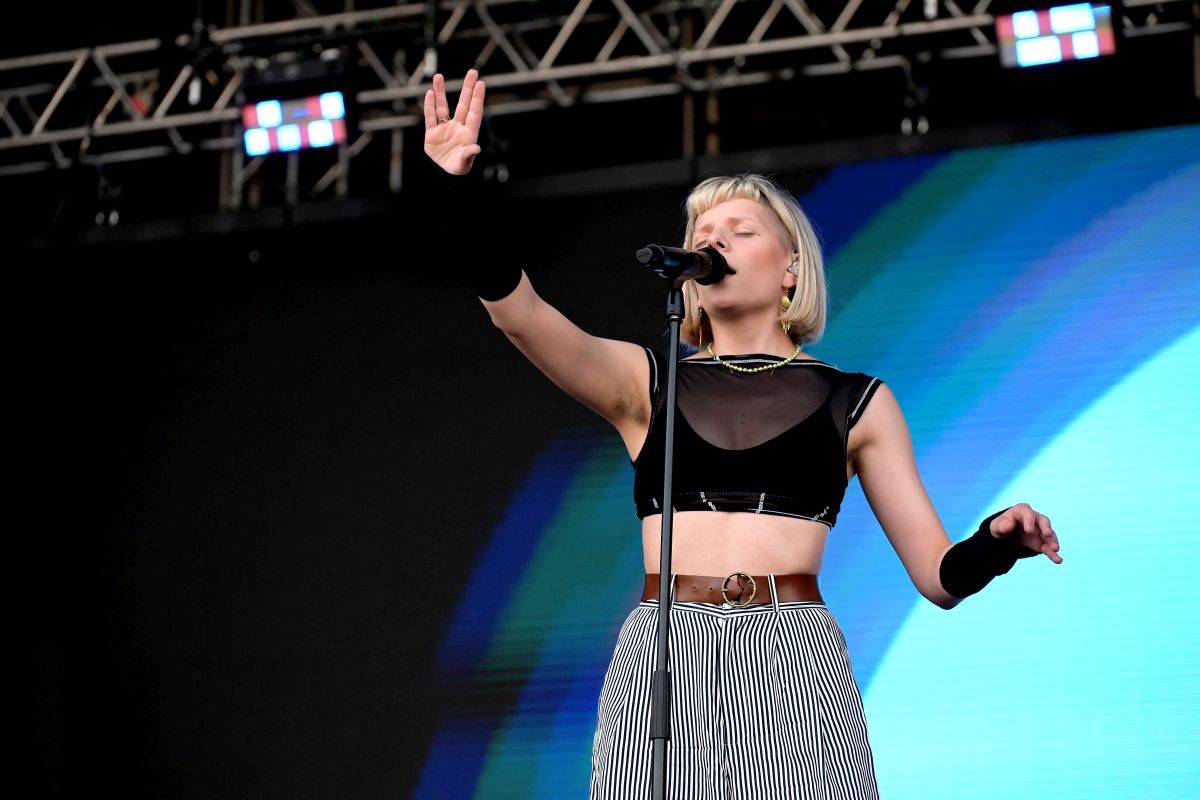 Hvězdou čtvrtečního Metronomu byli Jamiroquai. Jedinečnou show přivezli Midi Lidi s Davidem Žbirkou