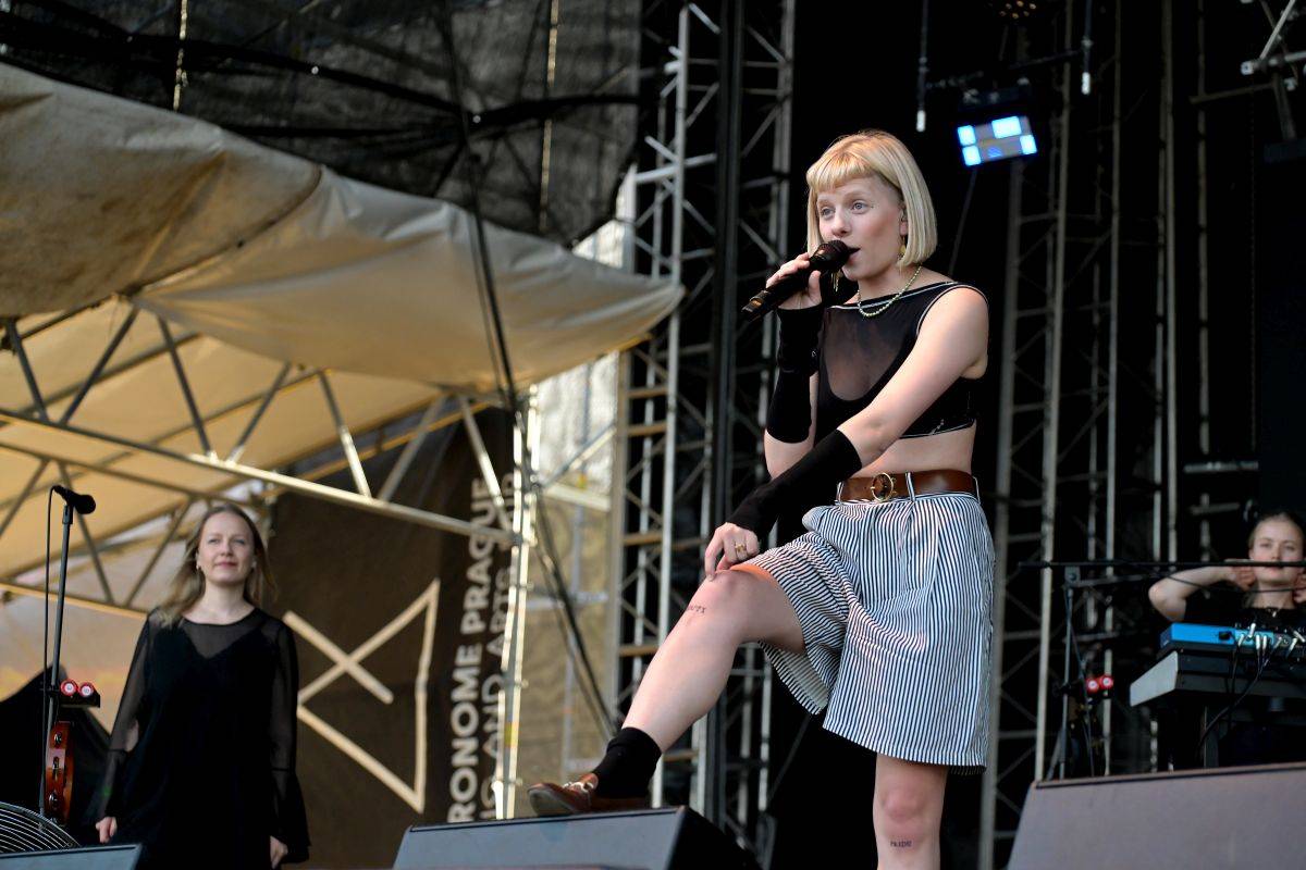 Hvězdou čtvrtečního Metronomu byli Jamiroquai. Jedinečnou show přivezli Midi Lidi s Davidem Žbirkou