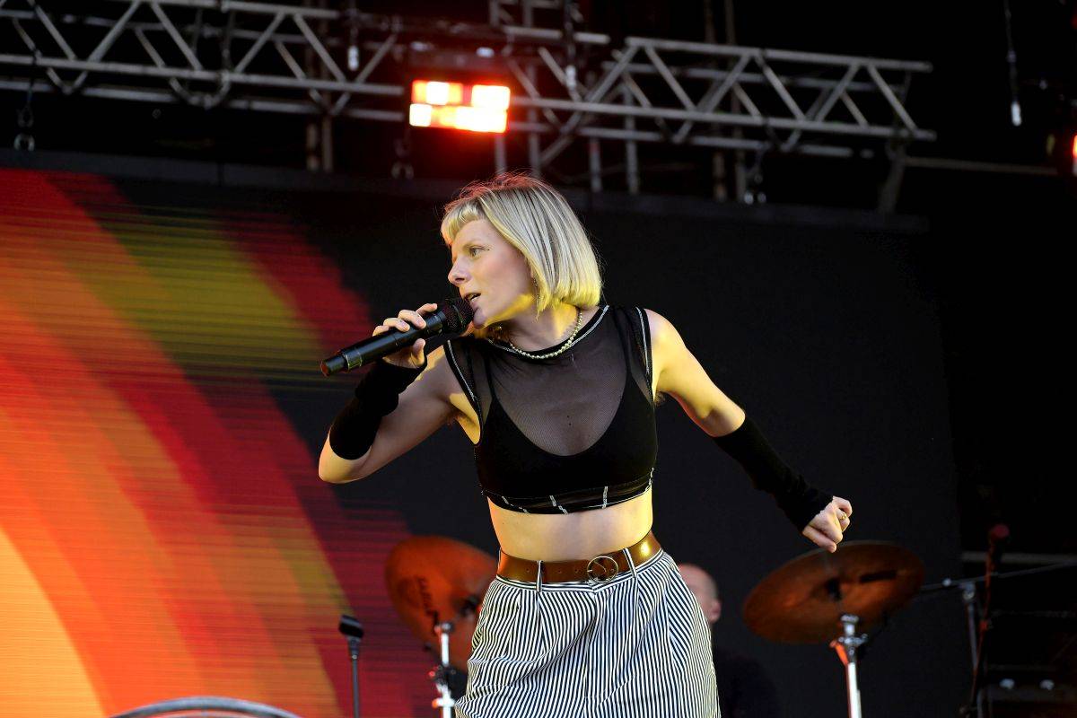 Hvězdou čtvrtečního Metronomu byli Jamiroquai. Jedinečnou show přivezli Midi Lidi s Davidem Žbirkou