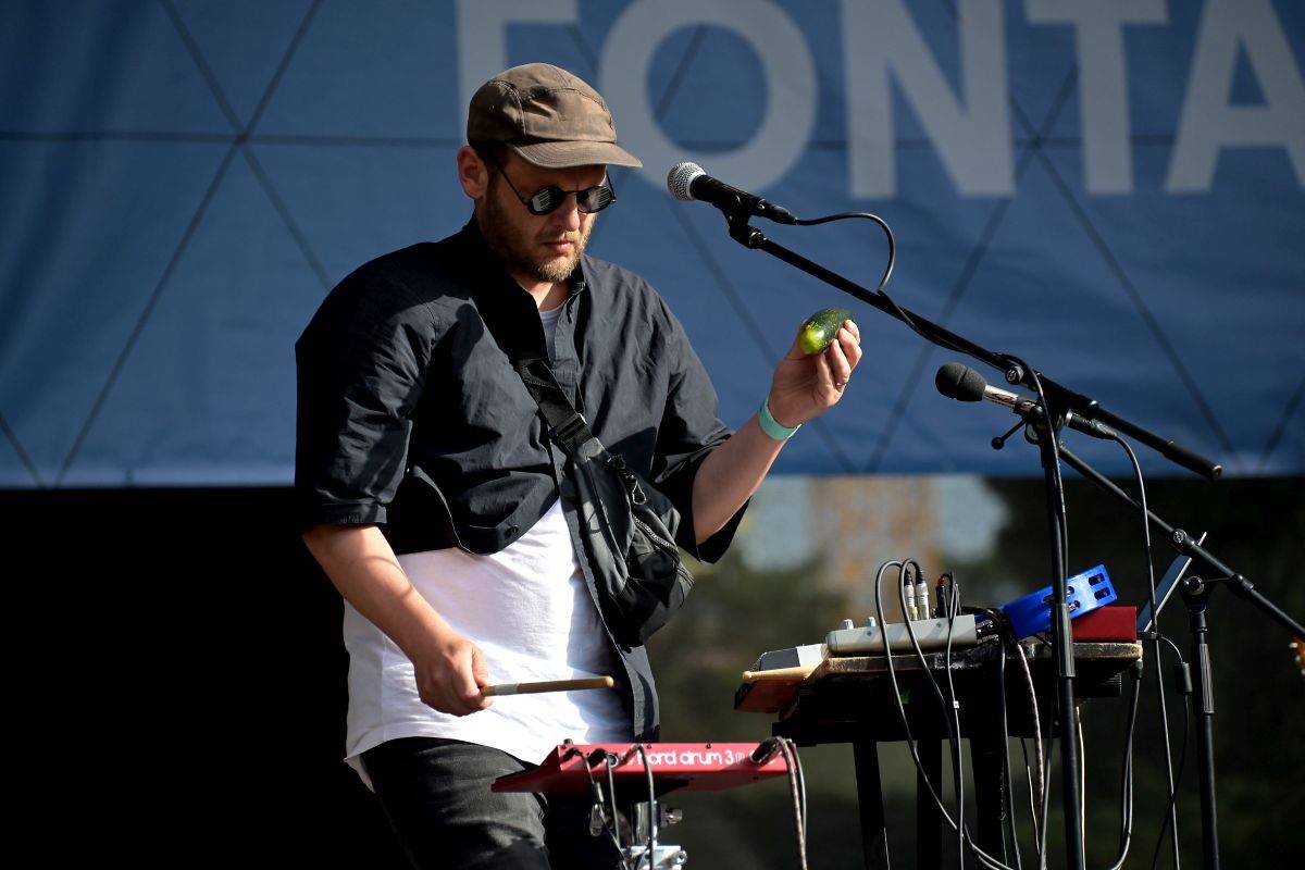 Hvězdou čtvrtečního Metronomu byli Jamiroquai. Jedinečnou show přivezli Midi Lidi s Davidem Žbirkou