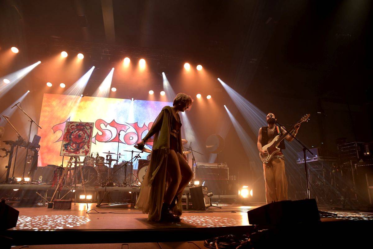 Hvězdou čtvrtečního Metronomu byli Jamiroquai. Jedinečnou show přivezli Midi Lidi s Davidem Žbirkou