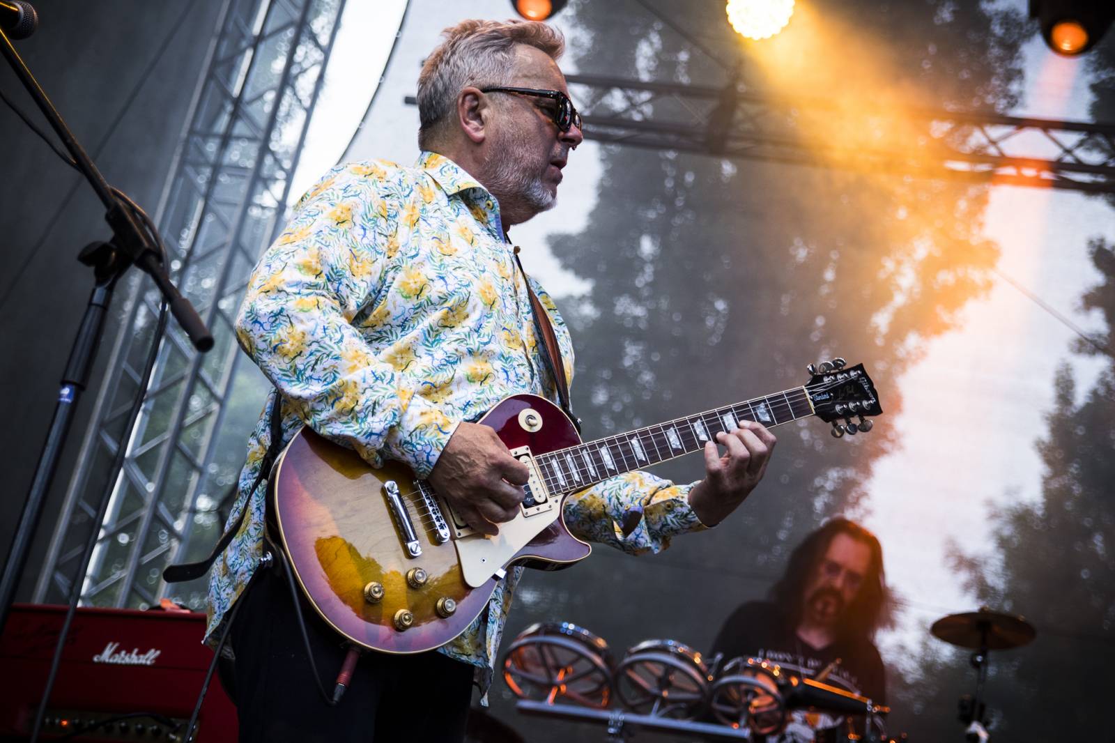 Nejen Pražákům bylo hej. Pražský výběr přehrál v Ledárnách své největší hity a DJ Roxtar se zasnoubil na pódiu