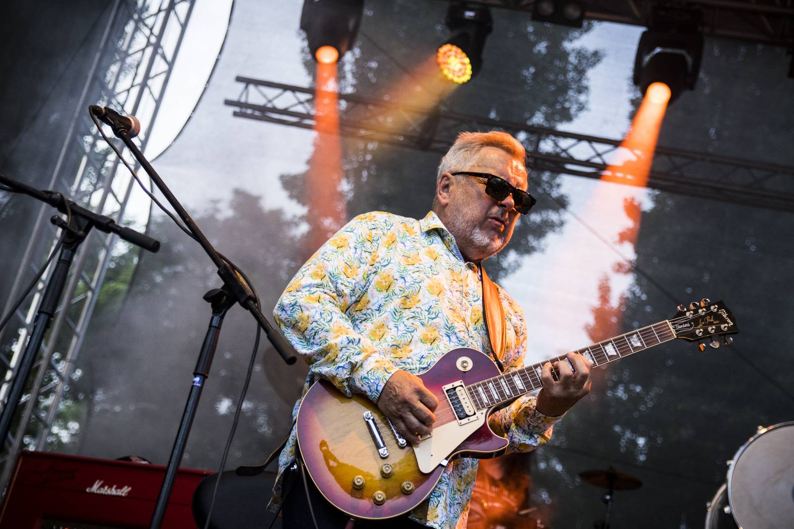 Nejen Pražákům bylo hej. Pražský výběr přehrál v Ledárnách své největší hity a DJ Roxtar se zasnoubil na pódiu