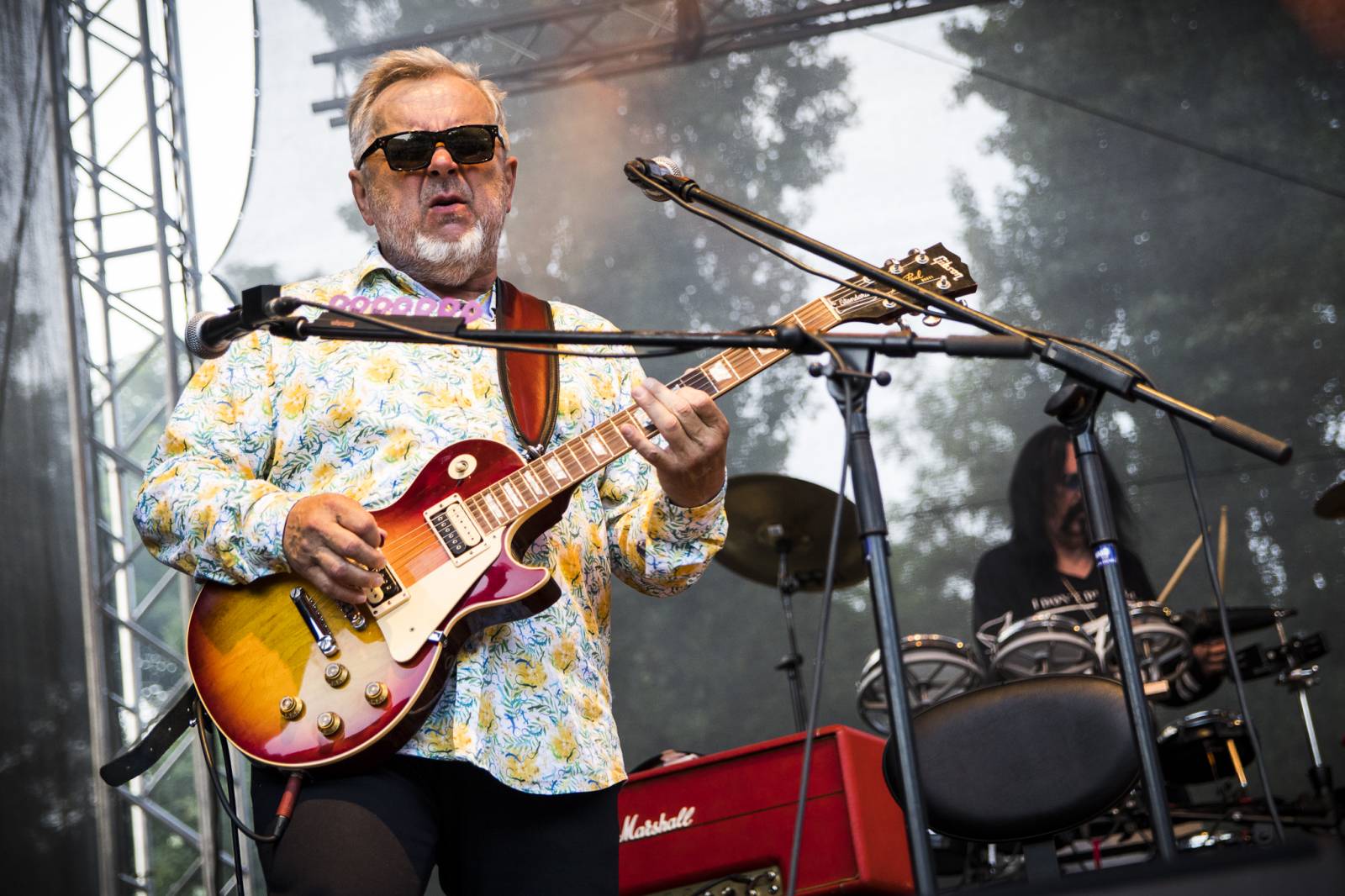 Nejen Pražákům bylo hej. Pražský výběr přehrál v Ledárnách své největší hity a DJ Roxtar se zasnoubil na pódiu