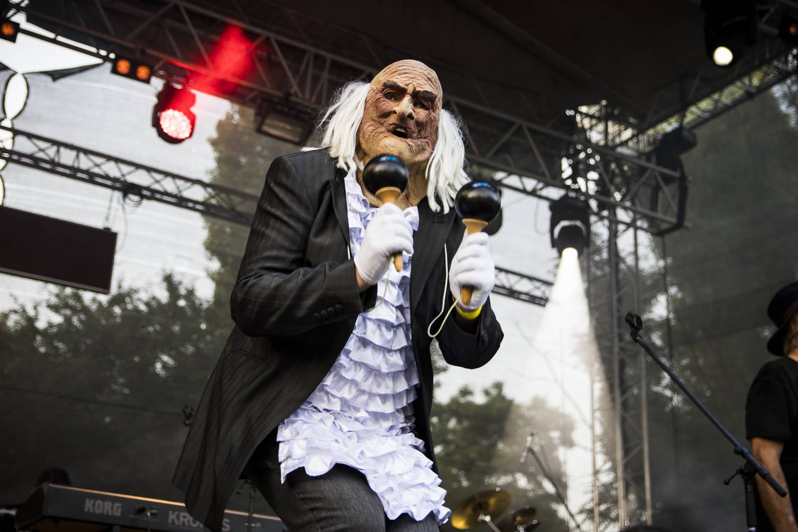 Nejen Pražákům bylo hej. Pražský výběr přehrál v Ledárnách své největší hity a DJ Roxtar se zasnoubil na pódiu