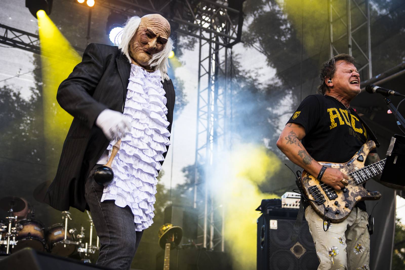 Nejen Pražákům bylo hej. Pražský výběr přehrál v Ledárnách své největší hity a DJ Roxtar se zasnoubil na pódiu