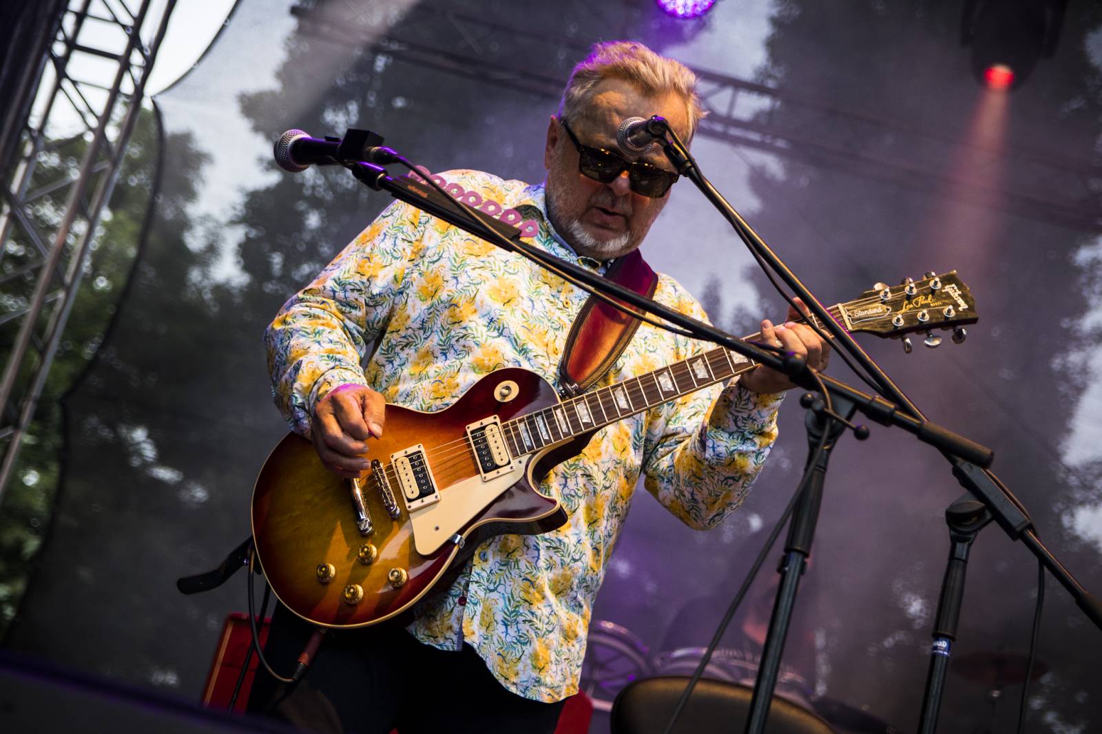 Nejen Pražákům bylo hej. Pražský výběr přehrál v Ledárnách své největší hity a DJ Roxtar se zasnoubil na pódiu