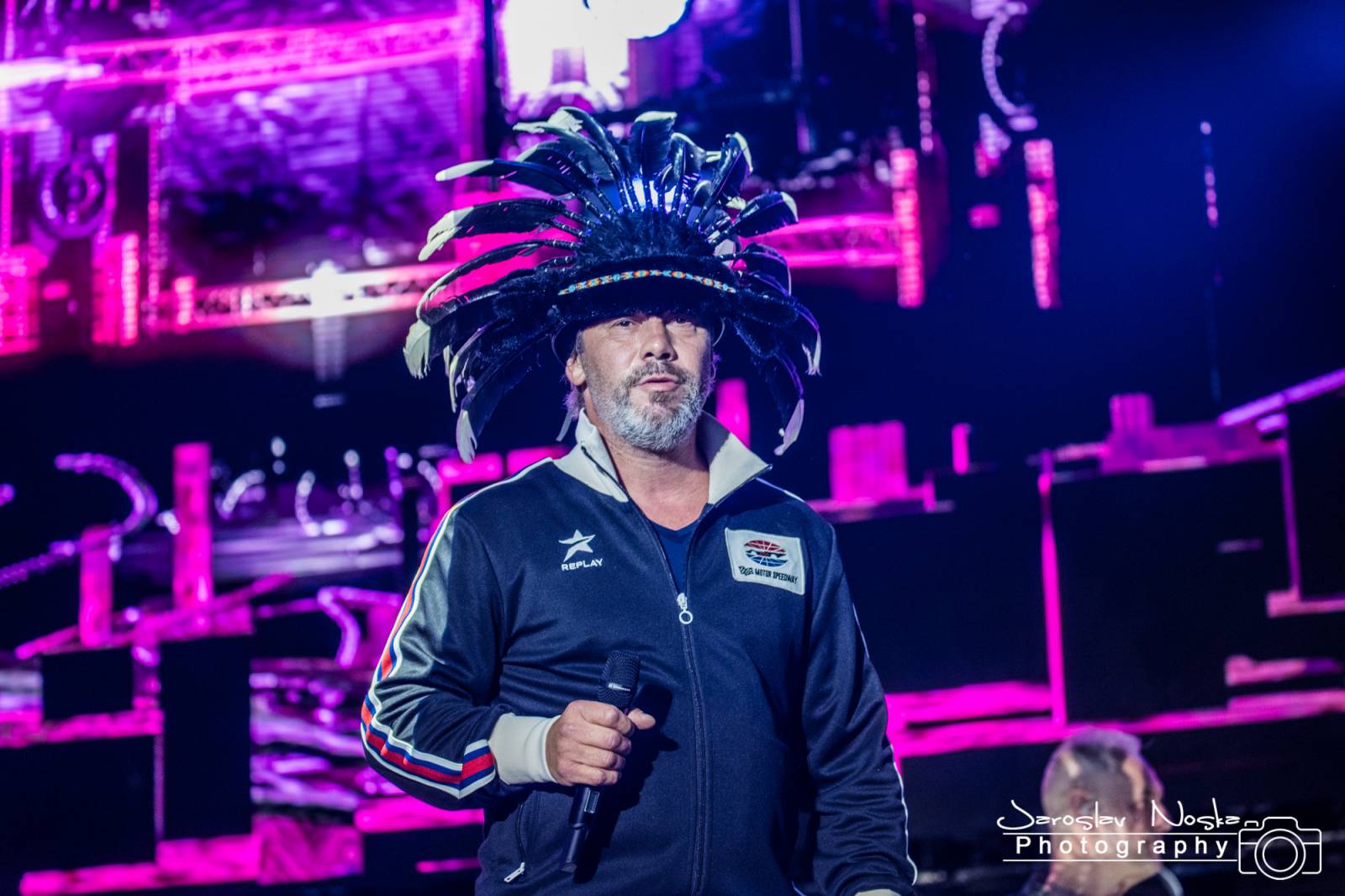 Metronome Prague přivezl éterickou Auroru i legendární Jamiroquai