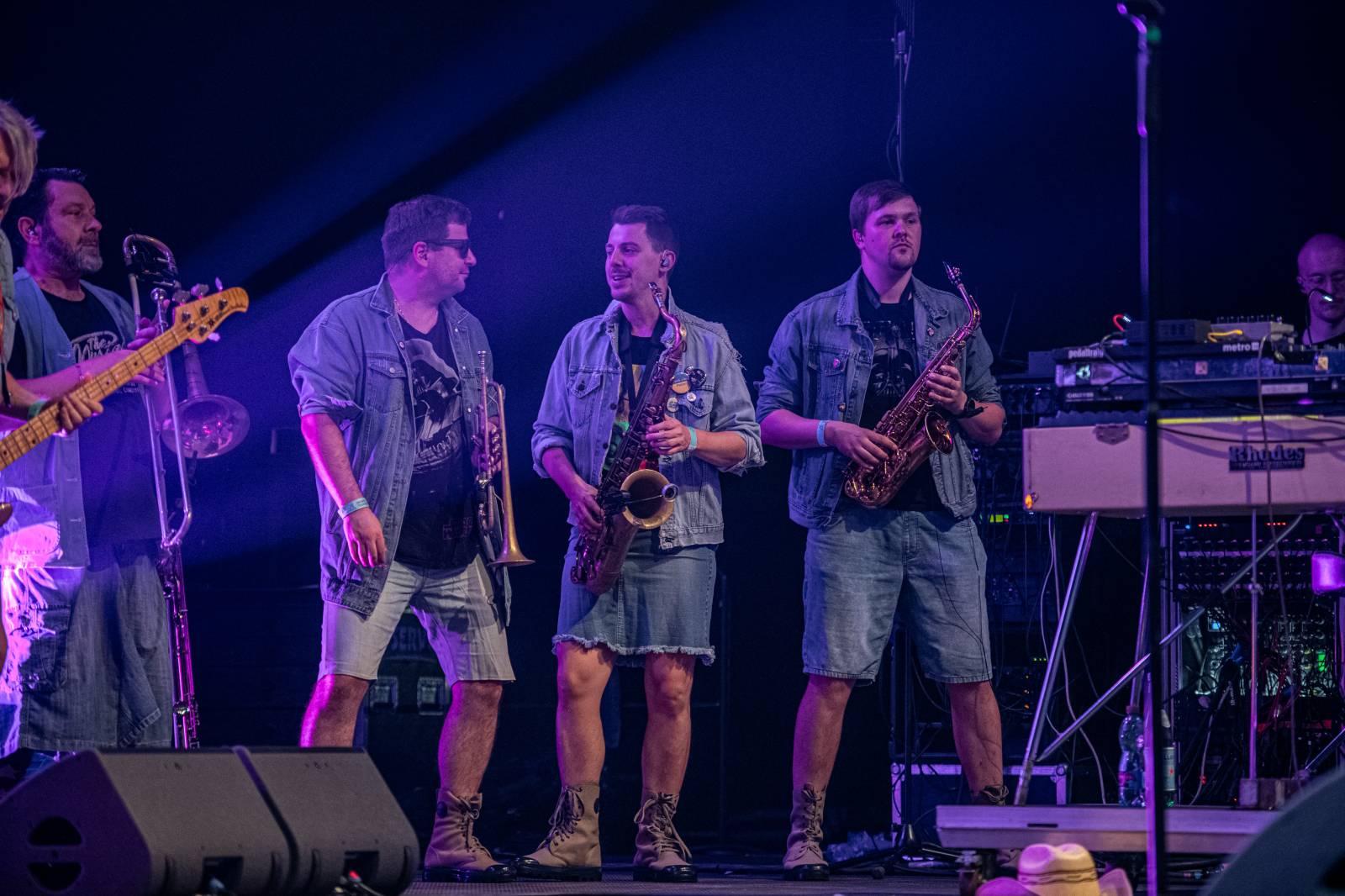 Monkey Business dorazili na Metronome s projektem Spexial, vystoupili s nimi i členové J.A.R.