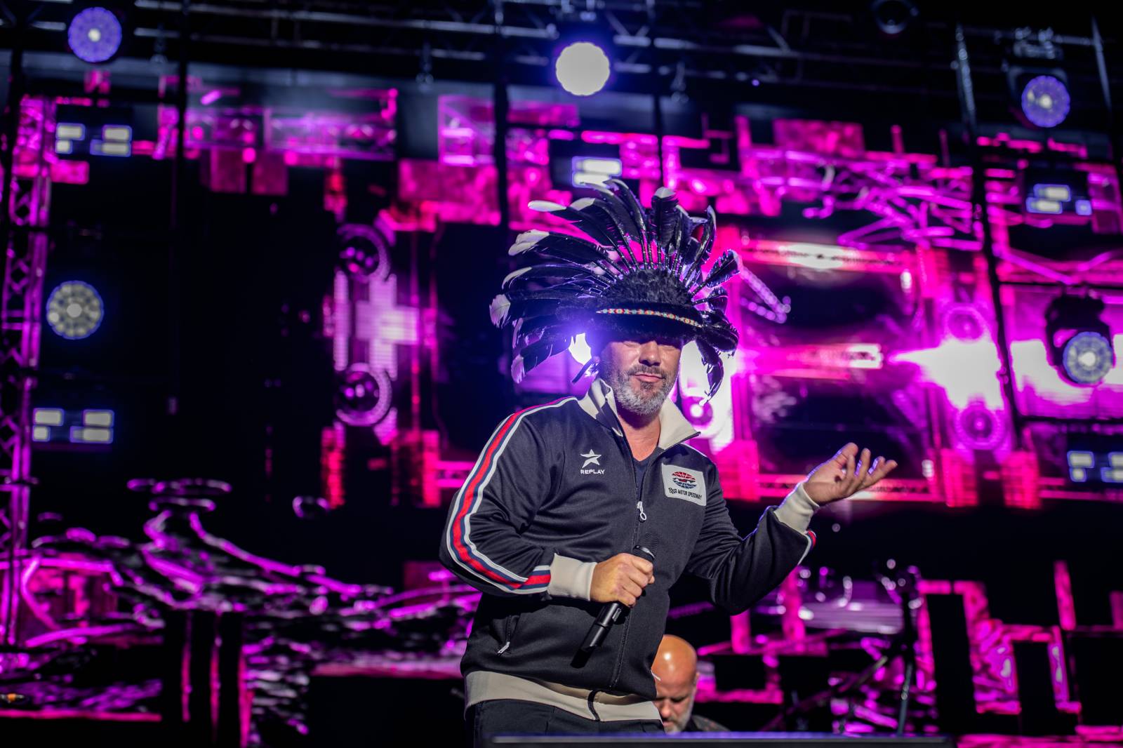 Monkey Business dorazili na Metronome s projektem Spexial, vystoupili s nimi i členové J.A.R.