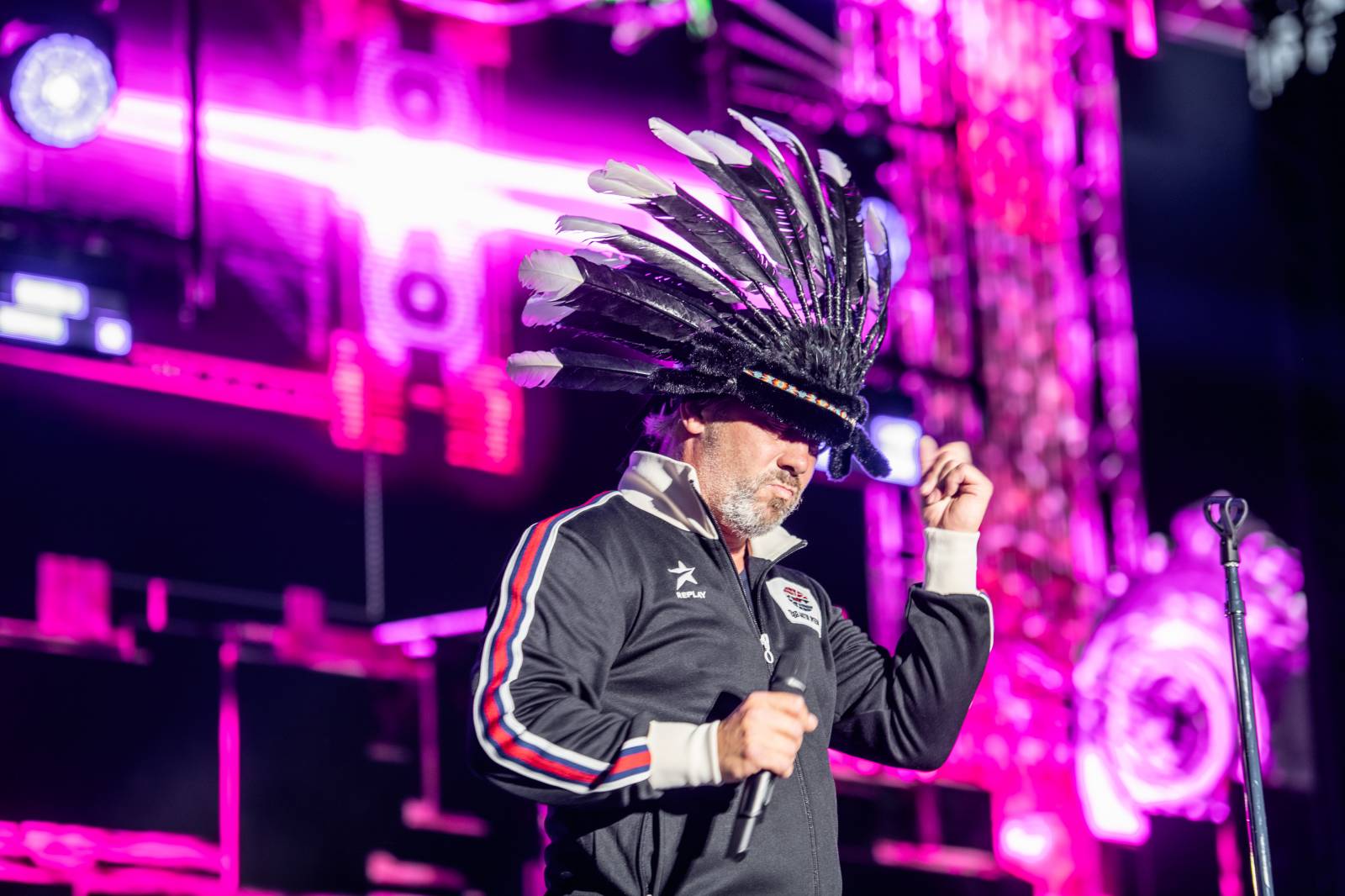 Monkey Business dorazili na Metronome s projektem Spexial, vystoupili s nimi i členové J.A.R.